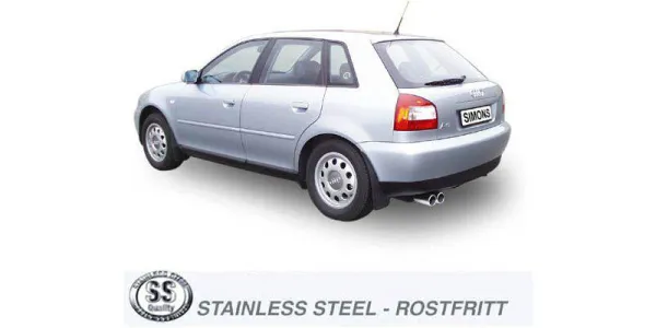 Une Audi A3 argentée (8L) vue de l'arrière, avec un système d'échappement sport visible Simons, composé de deux embouts de 80 mm chacun. La plaque d'immatriculation porte "SIMONS". Au premier plan, logo acier inoxydable.
