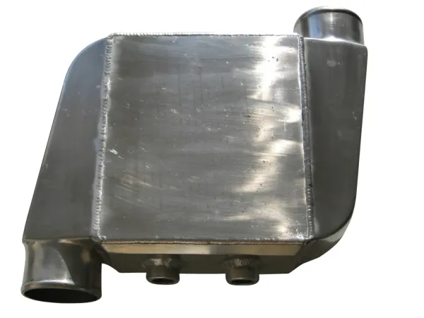 refroidisseur d'air de suralimentation refroidi par eau jusqu'à 1000CV 89mm raccords décalés refroidi par eau