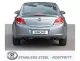 Vue arrière d'une Opel Insignia grise avec système d'échappement sport Duplex. Deux sorties d'échappement rondes sont visibles. La plaque d'immatriculation porte le nom de "SIMONS". En bas, le logo Simons avec l'inscription "STAINLESS STEEL - ROSTFRITT".